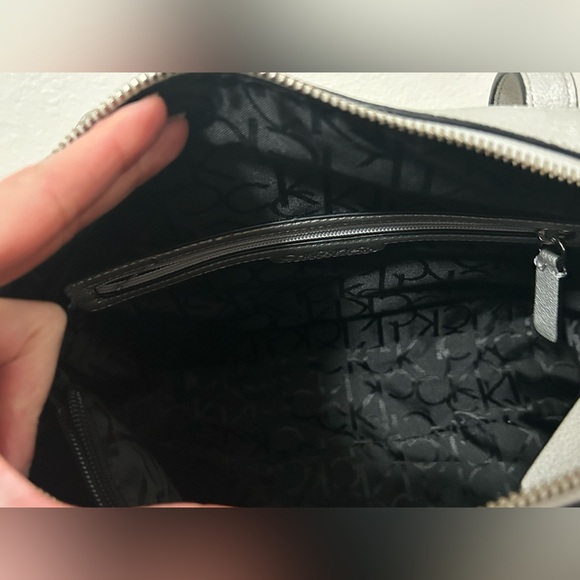 Calvin Klein Bag in Silver - Picture 9 of 13